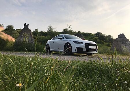 Audi TT RS Coupe 2.5 TFSI S tronic quattro -