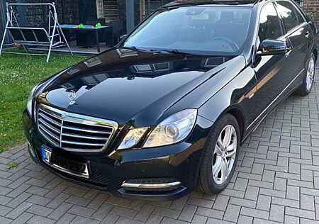 Mercedes-Benz E 200 CDI BlueEFFICIENCY AVANTGARDE AVANTGARDE