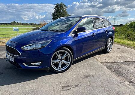 Ford Focus 1,0 Eco 125 PS Titanium Turnier Navi Klima