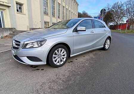 Mercedes-Benz A 180 - Blue Efficiency Style