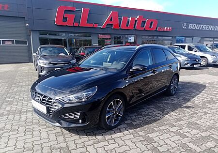 Hyundai i30 cw Trend MH/KEYLESS/NAVI/KAM/SH/SPUR/PDC/