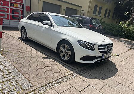 Mercedes-Benz E 200 E -Klasse Lim.