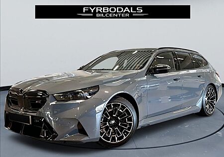 BMW M5 Touring xDrive G99 727HP Pano Towbar B&W VAT
