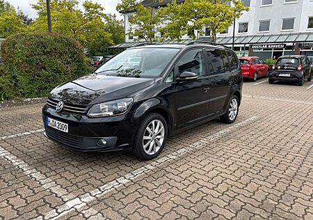 VW Touran Volkswagen 1.6 TDI Trendline BlueMotion Technolo...