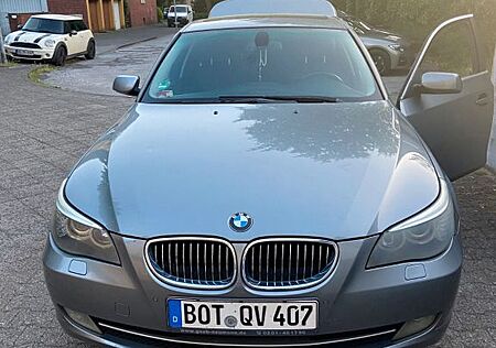 BMW 523i - Baujahr 2009, Benzin, Automatik