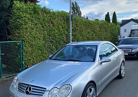 Mercedes-Benz CLK 240 AVANTGARDE Avantgarde