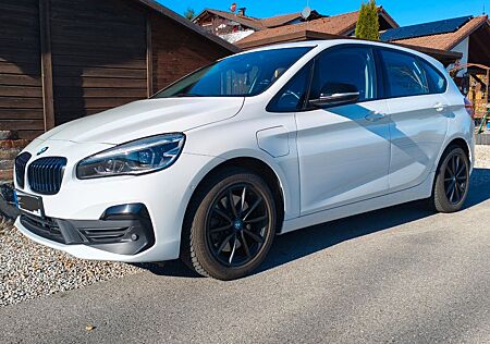 BMW 2er 225 Active Tourer 225xe iPerformance Steptro. xD