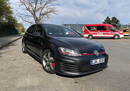 VW Golf Volkswagen 2.0 TSI DSG BMT GTI Performance GTI Per...