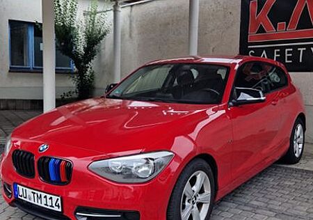 BMW 114i Sport Line