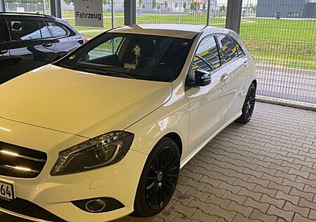 Mercedes-Benz A 180 BlueEFFICIENCY Edition Edition