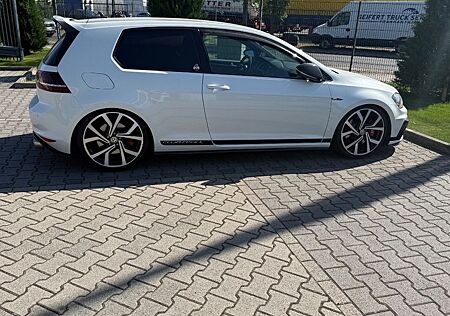 VW Golf Volkswagen 2.0 TSI DSG BMT GTI Clubsport GTI Clubsport