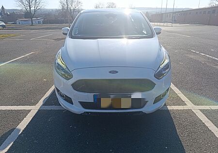 Ford S-Max 2,0 TDCi 132kW Titanium PowerShift Tit...