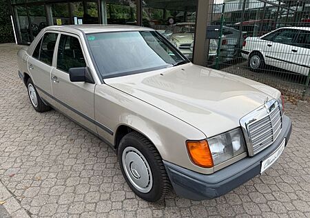 Mercedes-Benz E 200 200 E W124