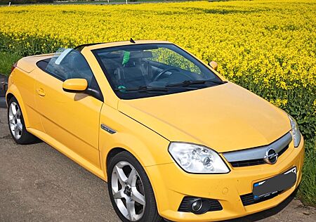 Opel Tigra 1.3 CDTI - Austausch Motor, ein Jahr TÜV
