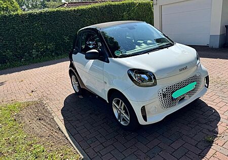 Smart ForTwo EQ Top Zustand Schnelllade