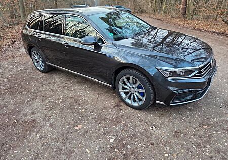 VW Passat Variant Volkswagen Gepflegter GTE