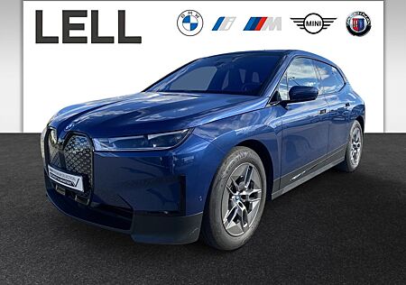 BMW iX xDrive40 HK HiFi DAB Pano.Dach Komfortzg.