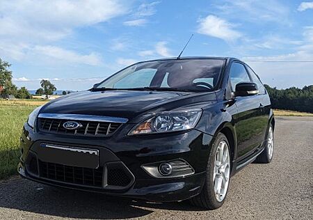Ford Focus 2,0 Titanium