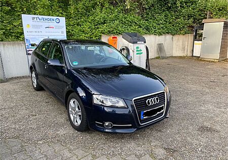 Audi A3 1.6 TDI Attraction Sportback Attraction