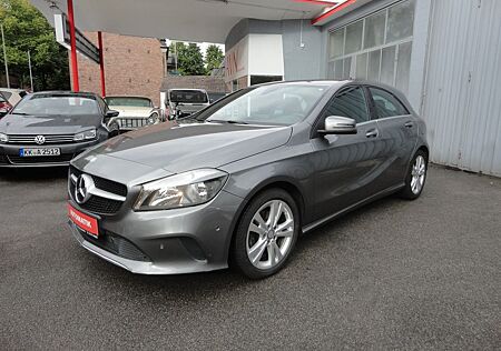 Mercedes-Benz A 180 Urban Autom.Navi Klima PDC SHZ 2.Hd S.Heft