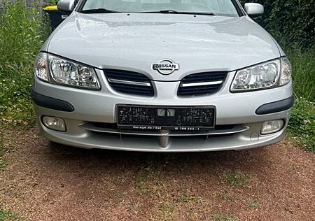 Nissan Almera Comfort 1.5I Comfort