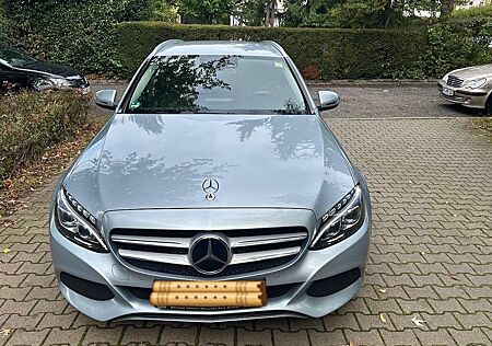 Mercedes-Benz C 220 d 4MATIC T AVANTGARDE Autom. AVANTGARDE