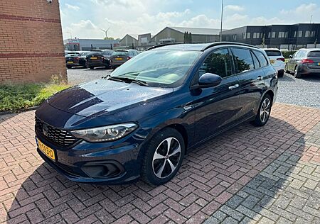 Fiat Tipo 1.6JTD 88KW Leder, Navi, Clima, Euro 6