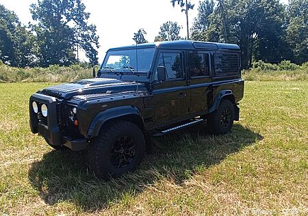 Land Rover Defender 110 TD4 SW SE -Kaan-StHz-Hifi-CAM