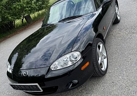 Mazda MX-5 1.6 i Roadster