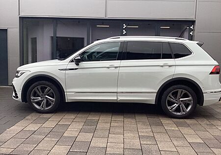 VW Tiguan Allspace Volkswagen TDI DSG R-Line 4Motion