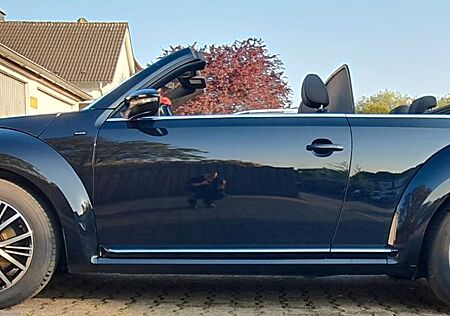 Volkswagen Beetle Cabrio, Kamera, Scheckheft,8-fach bereift