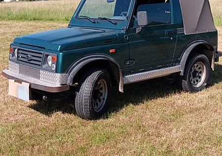 Suzuki SJ Samurai Deluxe Cabrio Deluxe