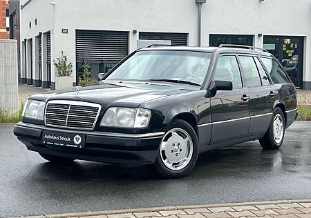 Mercedes-Benz E 200 200 TE/ *Klimaanlage*Schiebedach*ABS*