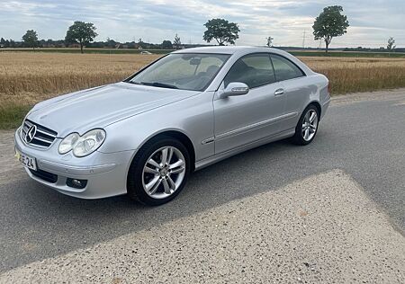 Mercedes-Benz CLK 200 KOMPRESSOR AVANTGARDE Avantgarde