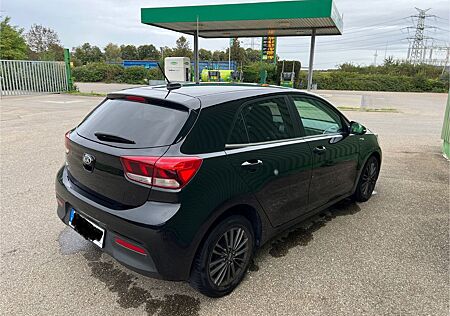 Kia Rio 1.4 Platinum Edition Platinum Edition