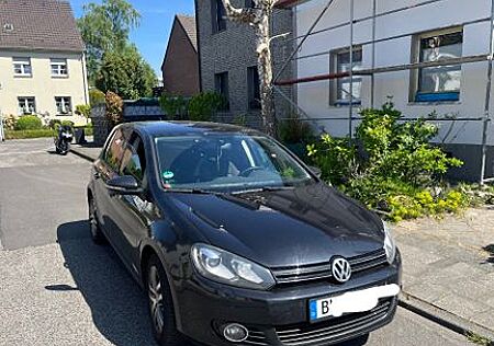 VW Golf Volkswagen 1.6 TDI DSG BMotion T Style Variant Sty...