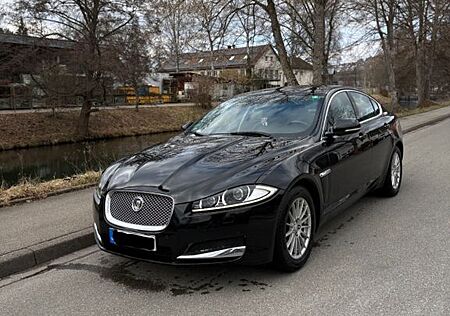 Jaguar XF 2.2 L Diesel - TOP gepflegt - Scheck.