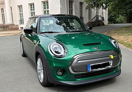 Mini Cooper SE Electric Trim