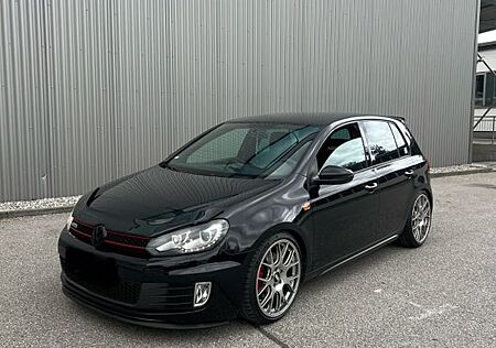VW Golf Volkswagen 2.0 TSI GTI GTI