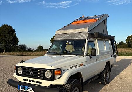 Toyota Land Cruiser HZJ 78 Buschtaxi Klima Sperren