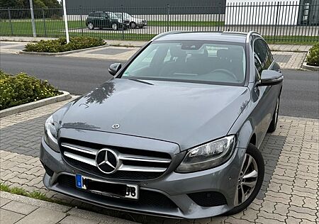 Mercedes-Benz C 220 d T Autom. -