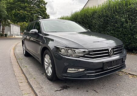 VW Passat Volkswagen 2.0 TDI DSG Business Line AHK Kamera TÜV