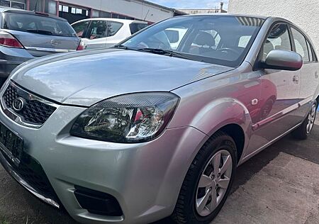 Kia Rio 1.4 SPIRIT SPIRIT