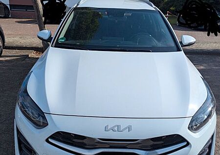 Kia Cee'd Sportswagon 1.5 T-GDI DCT Spirit Sport...