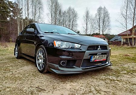 Mitsubishi Lancer Evolution RS 2.0 295 PS