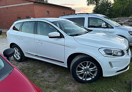 Volvo XC 60 XC60 D5 AWD Summum Geartronic Summum