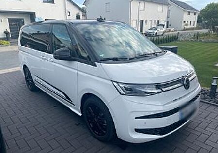 VW T7 Volkswagen Multivan 2,0 TDI DSG Lang Edition Pano AHK