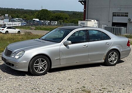 Mercedes-Benz E 240 Lim. Avantgarde *PAN-DACH*LEDER*BI-XENON*