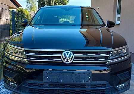 VW Tiguan Volkswagen 2.0 TDI SCR 140kW DSG 4MOTION