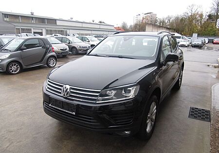 VW Touareg Volkswagen ,AUTOMATIK,LEDER,ALLRAD,KLIMA.